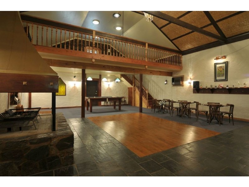 1 Corner Sanderston & Glenroy Road, Sanderston SA 5237