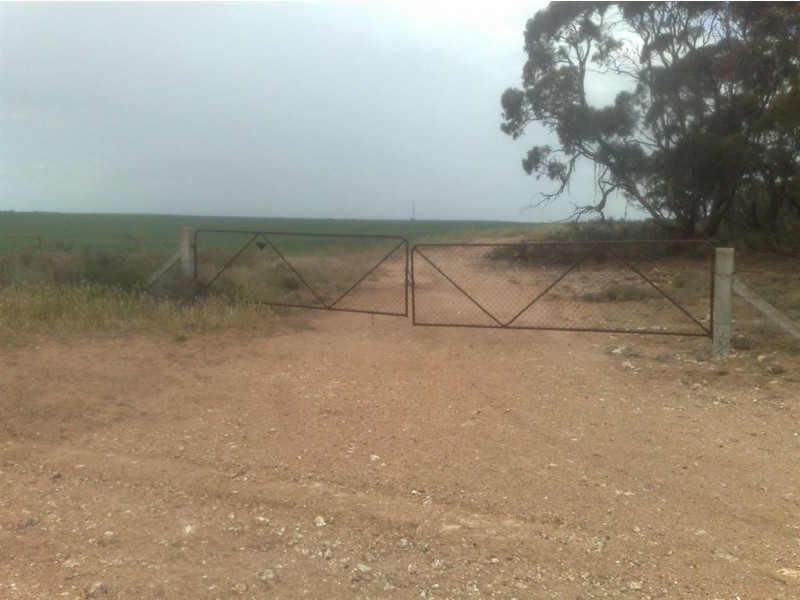 Assort Sec Ridley Road & Schubert Road, Cambrai SA 5353