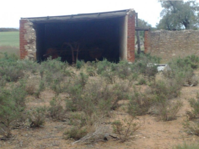 Assort Sec Ridley Road & Schubert Road, Cambrai SA 5353