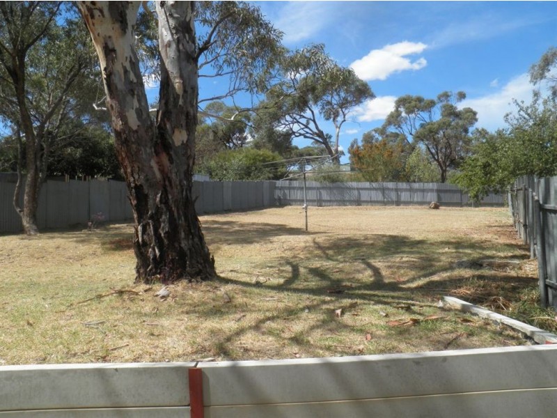 4 Davey Crescent (Penrice), Angaston SA 5353