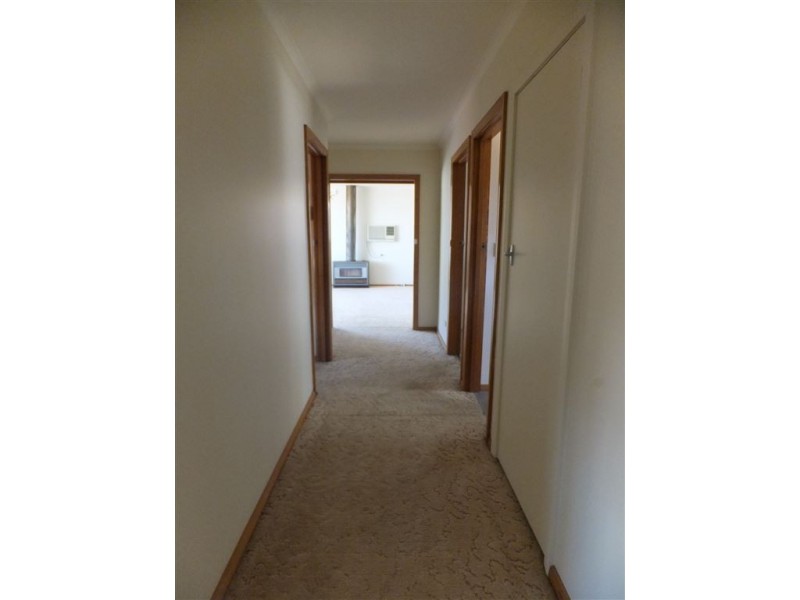 135 Woods Street, Donald VIC 3480