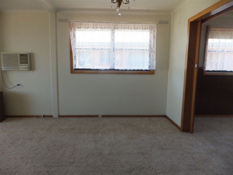 135 Woods Street, Donald VIC 3480