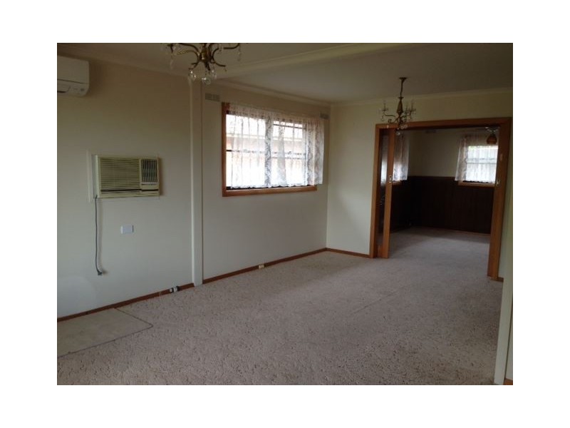 135 Woods Street, Donald VIC 3480