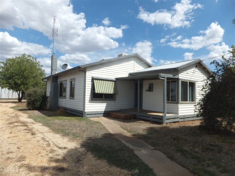 10 Gray Street, Donald VIC 3480