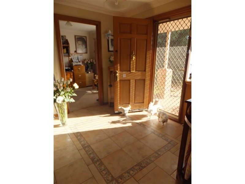 13 Athol Court, Donald VIC 3480