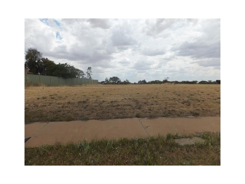 5 – 9 Ray Court, Donald VIC 3480