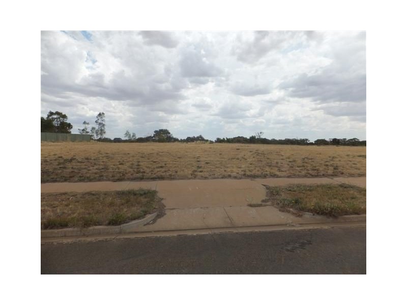 5 – 9 Ray Court, Donald VIC 3480