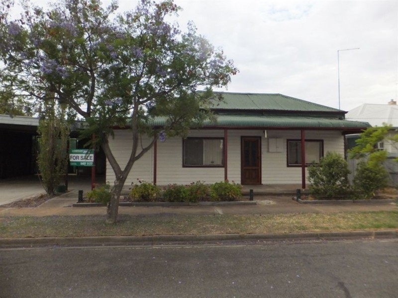 17 Meyer St, Donald VIC 3480