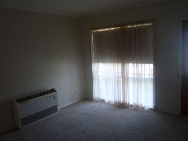 27/Richardson Heights, Donald VIC 3480