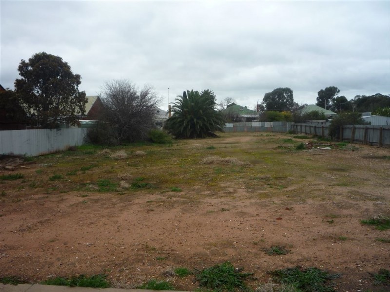 177 Woods Street, Donald VIC 3480