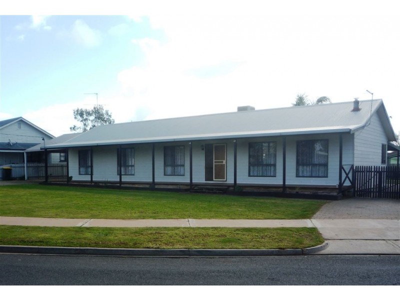 5-7 Sedgman Court, Donald VIC 3480