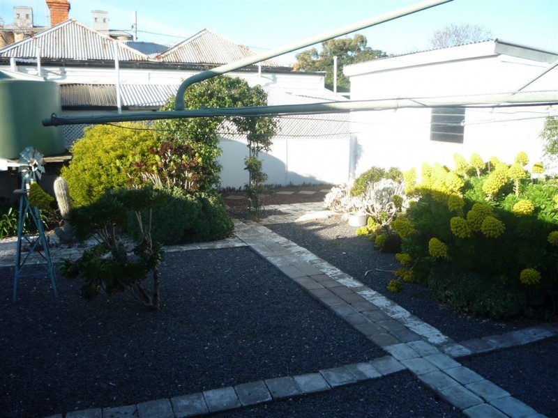 24 Walker Street, Donald VIC 3480