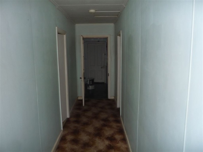 24 Walker Street, Donald VIC 3480