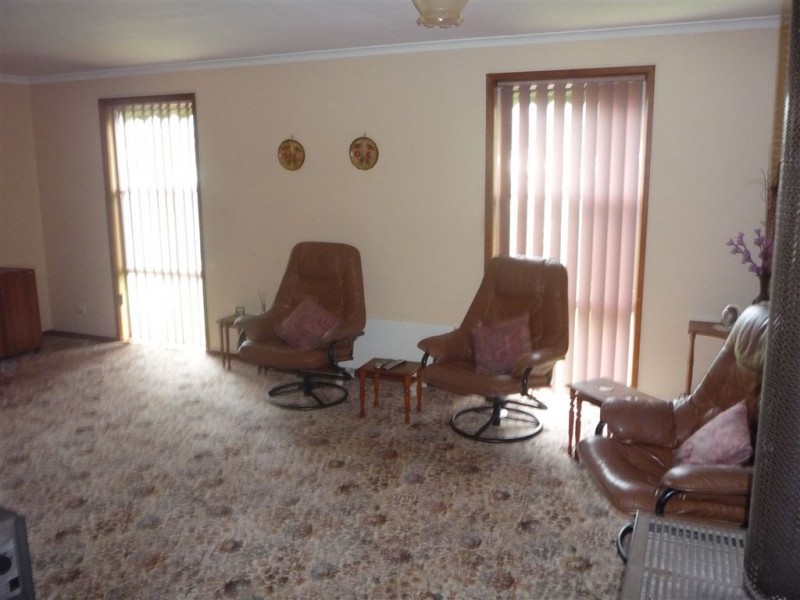 13 Sproats lane, Donald VIC 3480