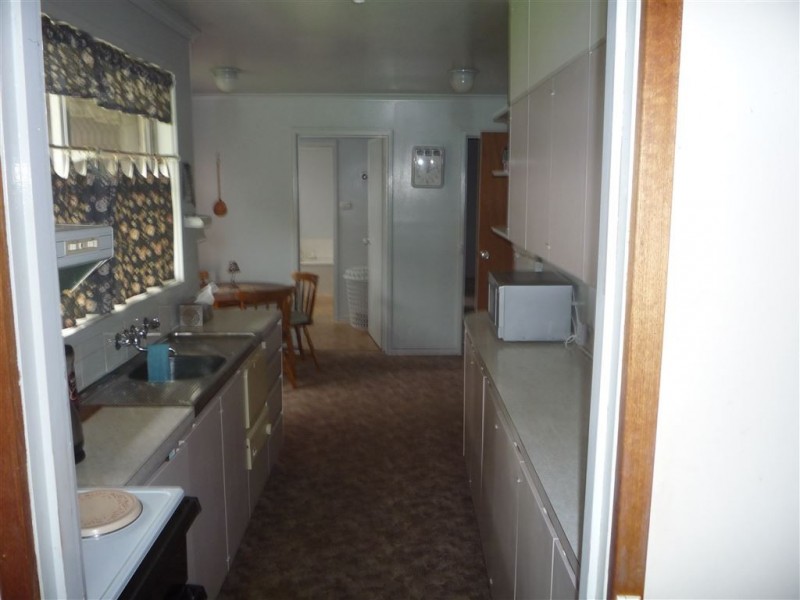 13 Sproats lane, Donald VIC 3480