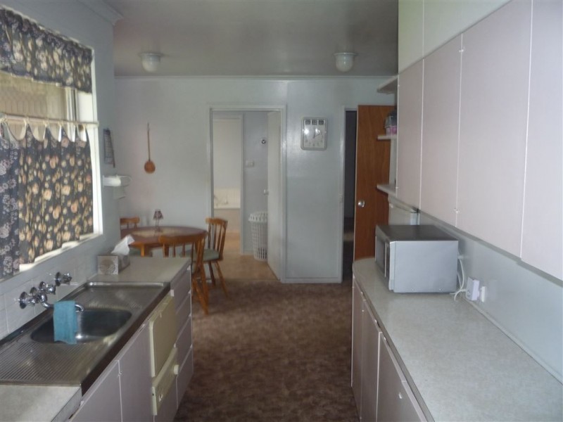 13 Sproats lane, Donald VIC 3480