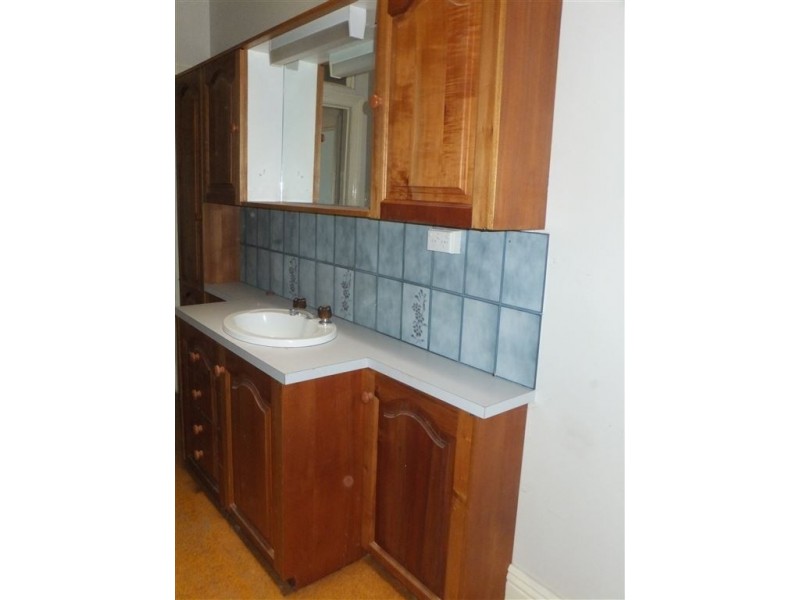 44-46 Woods Street, Donald VIC 3480