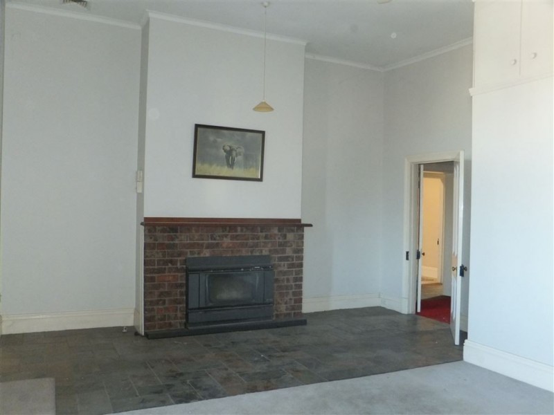 44-46 Woods Street, Donald VIC 3480