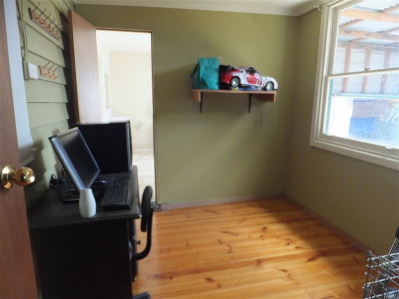 23 Napier Street, Donald VIC 3480