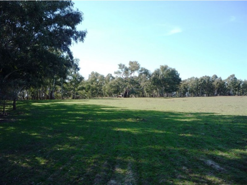 “CARRS” Charlton-St.Arnaud Road, Charlton VIC 3525