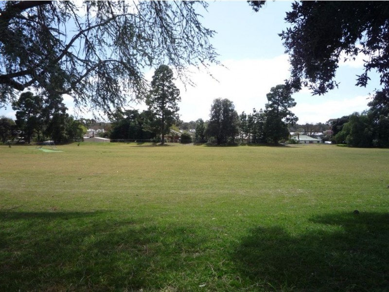 12 McMahon Street, St Arnaud VIC 3478