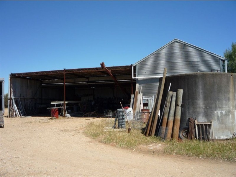 94 Reid Road, Coonooer Bridge VIC 3478