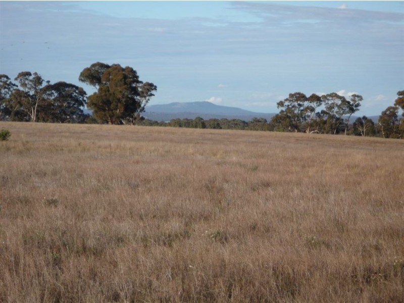 - Corner Lovell & Dunolly Road, Emu VIC 3475