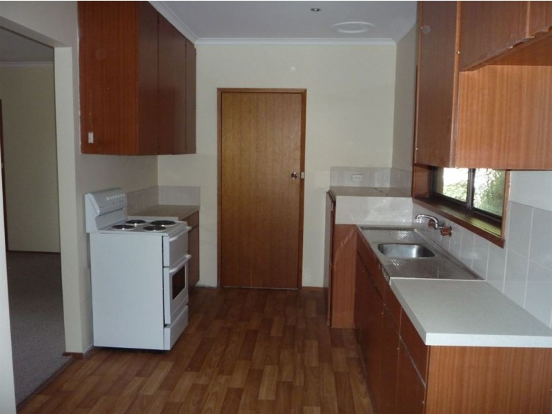 17 Powell Street, St Arnaud VIC 3478