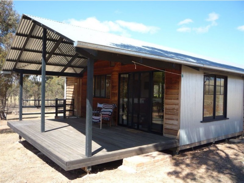 - Road, Burkes Flat VIC 3475