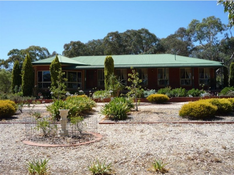 140 Lock Road, St Arnaud VIC 3478