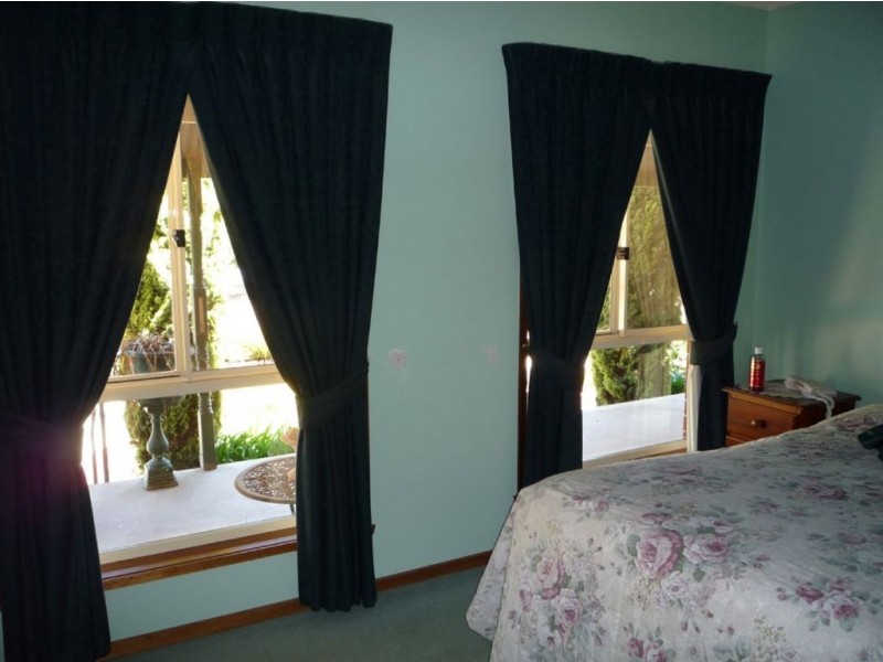 140 Lock Road, St Arnaud VIC 3478