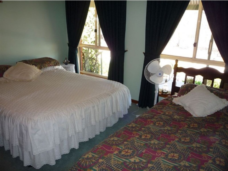 140 Lock Road, St Arnaud VIC 3478