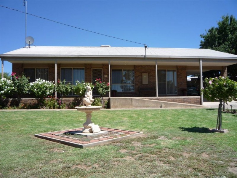 13 Victoria Street, St Arnaud VIC 3478