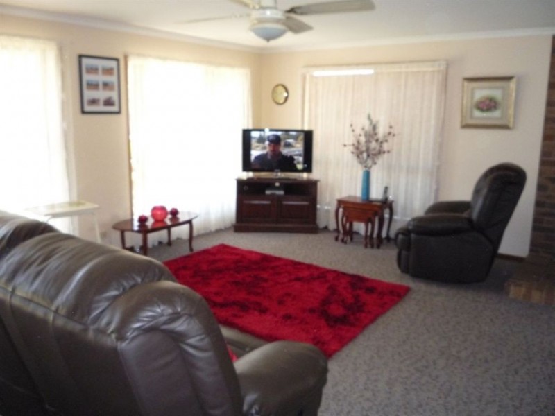 13 Victoria Street, St Arnaud VIC 3478