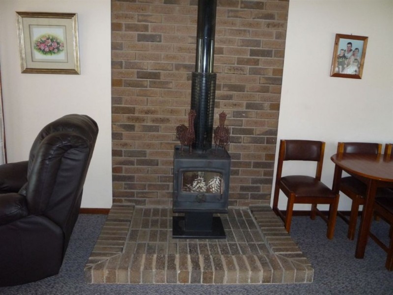 13 Victoria Street, St Arnaud VIC 3478