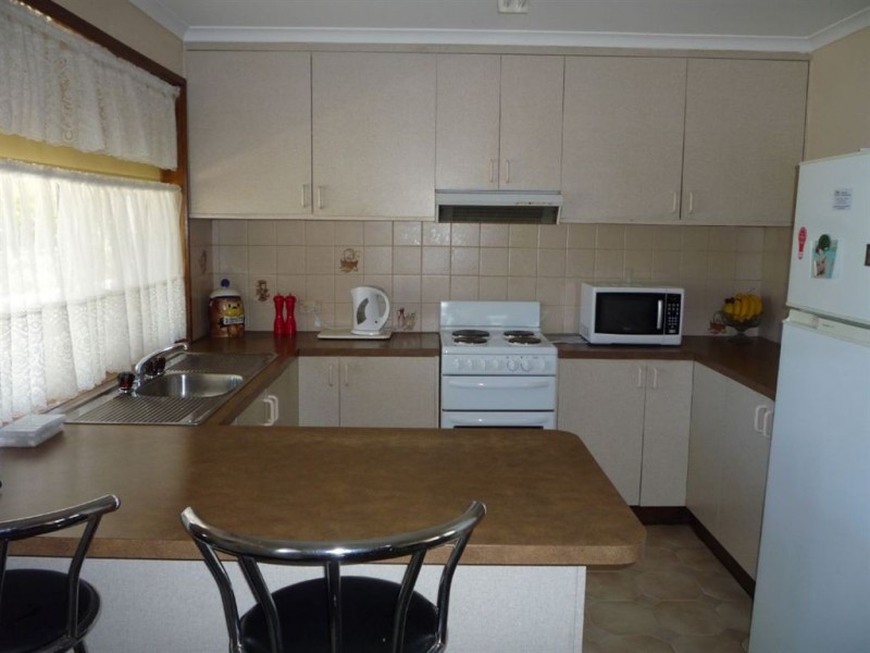 13 Victoria Street, St Arnaud VIC 3478