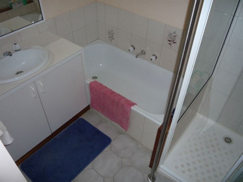 13 Victoria Street, St Arnaud VIC 3478