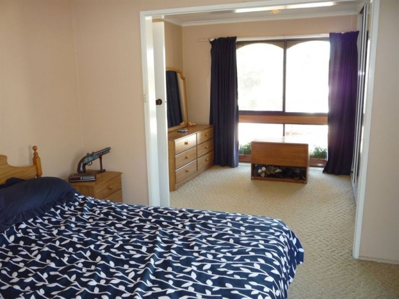 23-27 Inglewood Road, St Arnaud VIC 3478