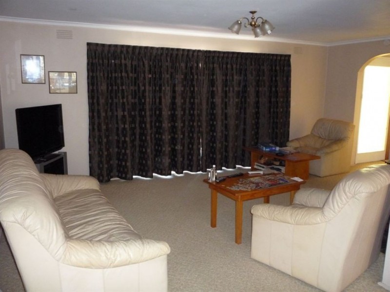 23-27 Inglewood Road, St Arnaud VIC 3478