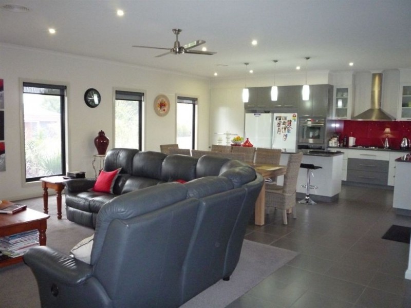 7 Ebery Court, St Arnaud VIC 3478