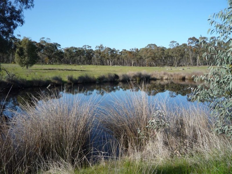 - Murray Road, Stuart Mill VIC 3478