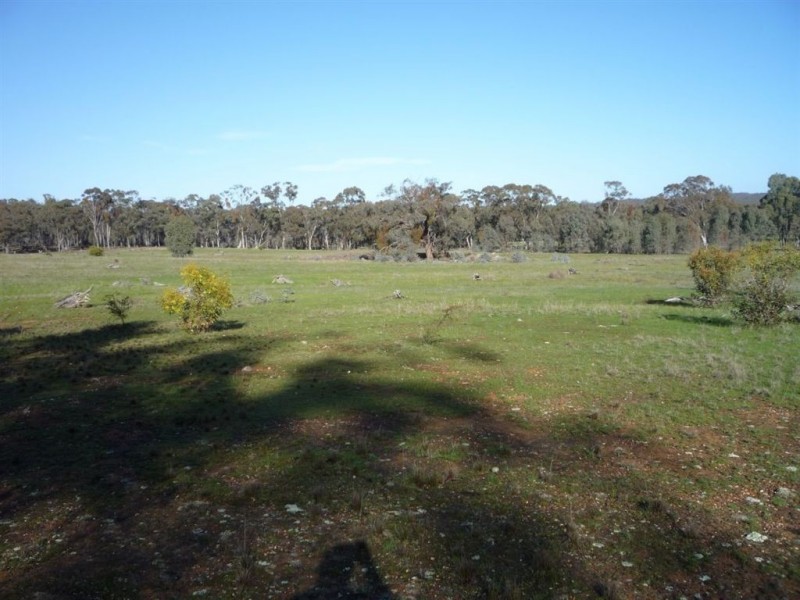 - Murray Road, Stuart Mill VIC 3478