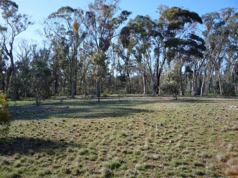 - Murray Road, Stuart Mill VIC 3478