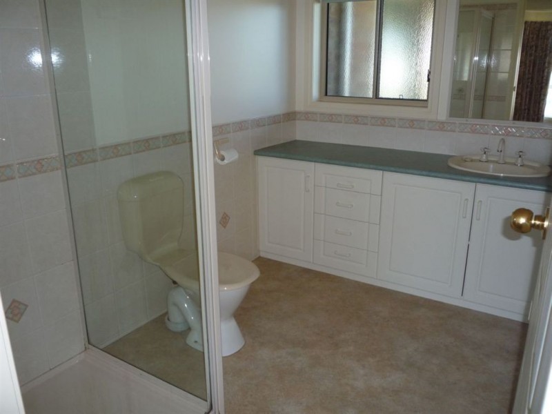 24 Sloane Road, St Arnaud VIC 3478