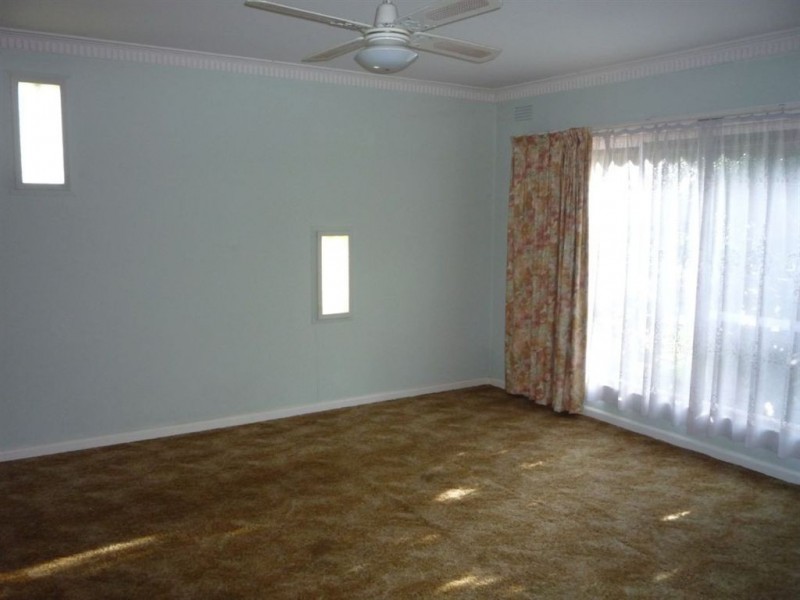 6 Dundas Street, St Arnaud VIC 3478