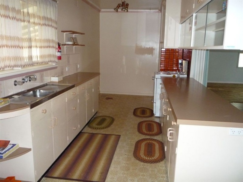 6 Dundas Street, St Arnaud VIC 3478