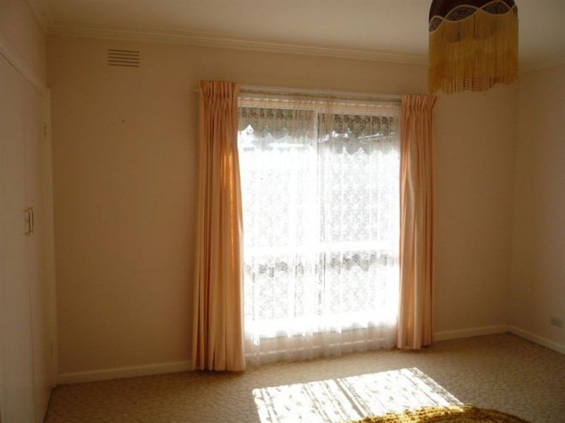 6 Dundas Street, St Arnaud VIC 3478