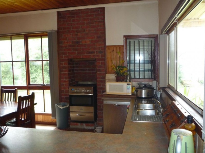 38 Dundas Street, St Arnaud VIC 3478
