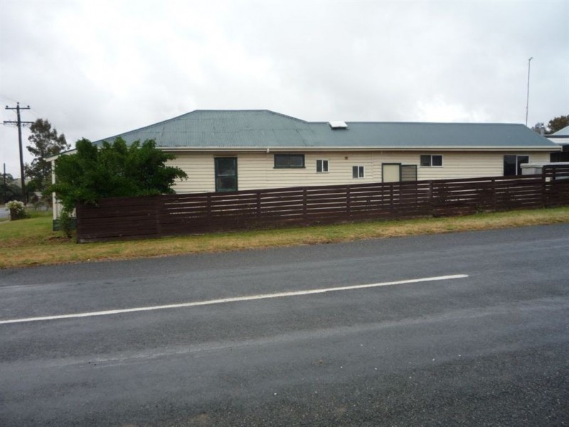 38 Dundas Street, St Arnaud VIC 3478