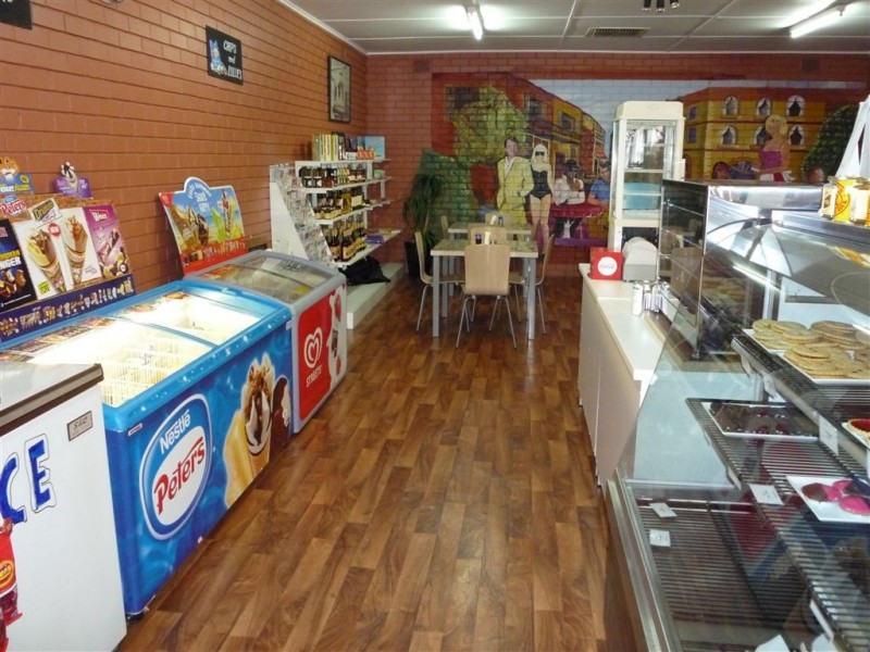 16 Kings Avenue, St Arnaud VIC 3478